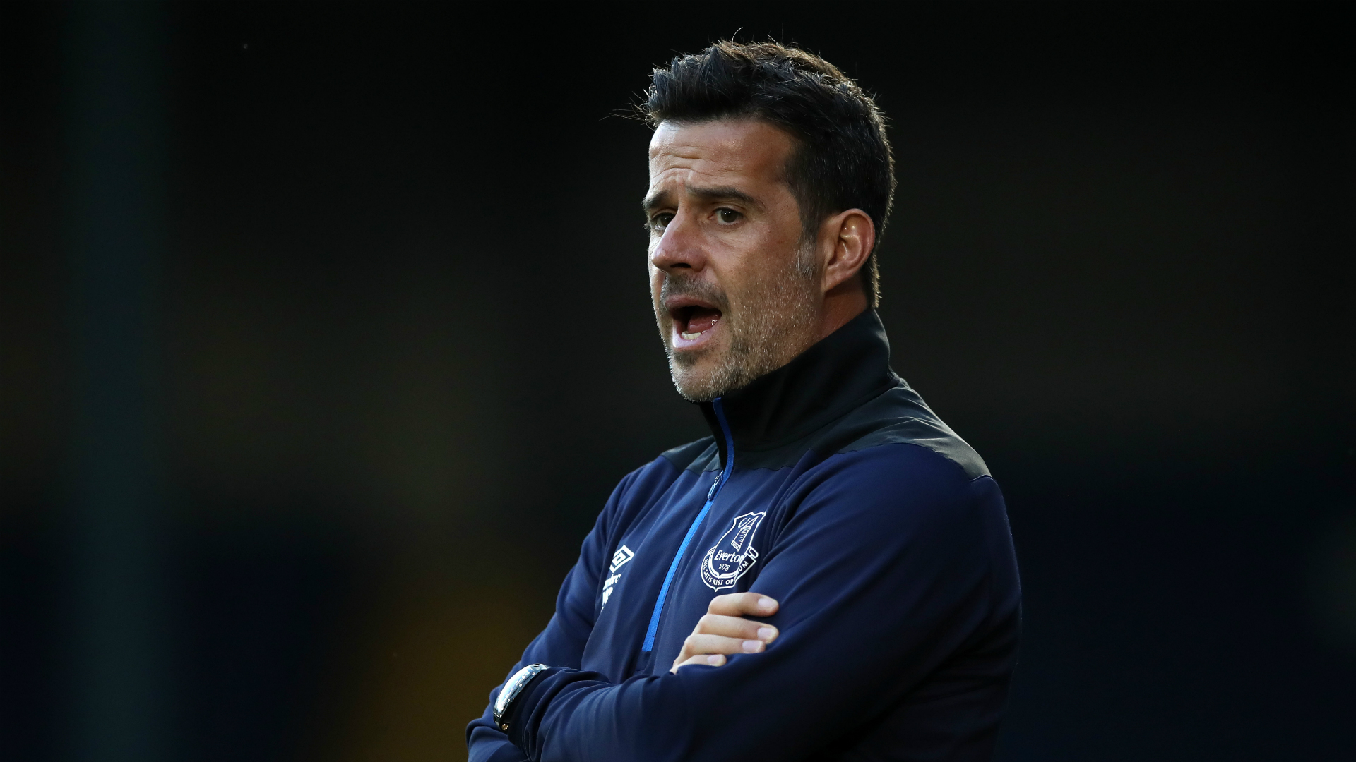 日迎来热烈 日迎来热烈